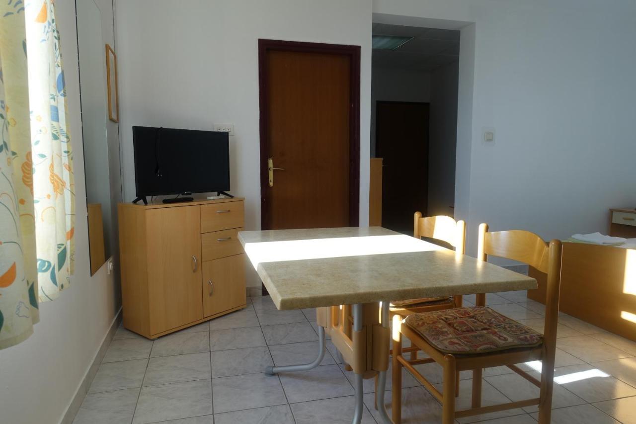 Apartments Galeb Rtina Exterior photo
