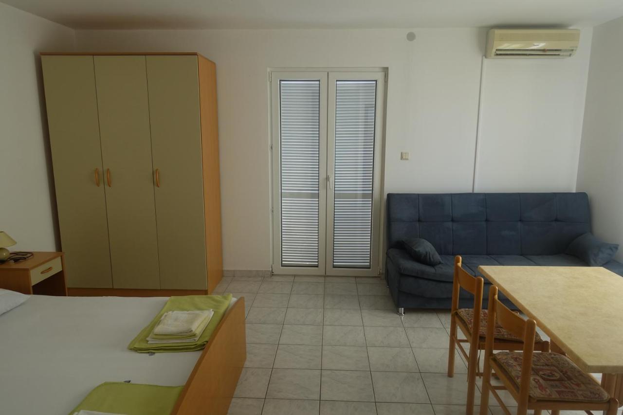 Apartments Galeb Rtina Exterior photo