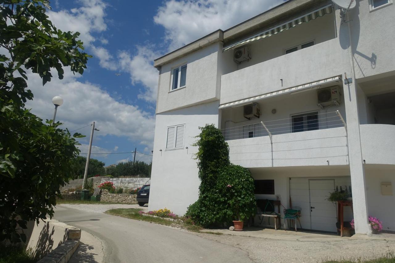 Apartments Galeb Rtina Exterior photo